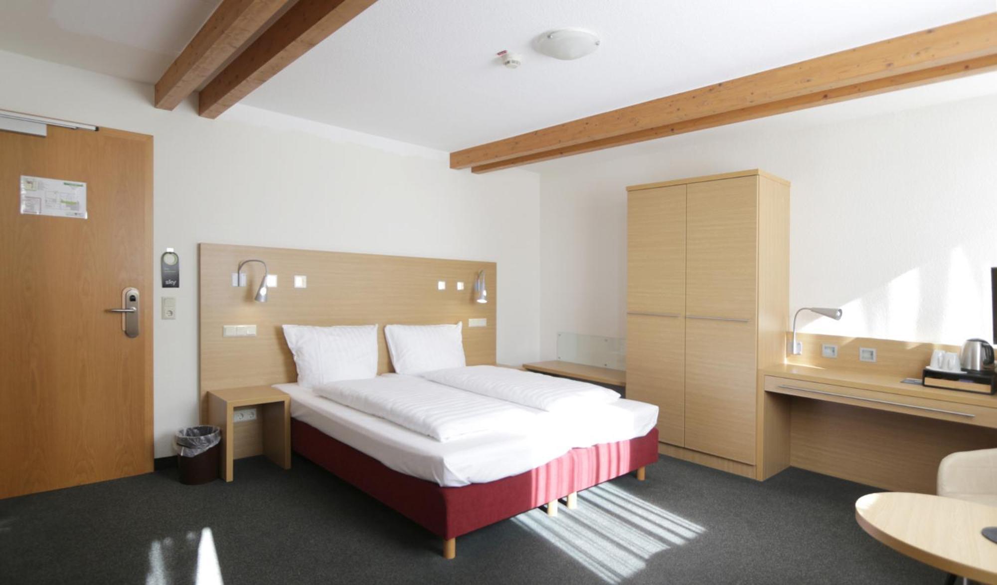 Gaestehaus Sportpark Nuembrecht Ngoại thất bức ảnh