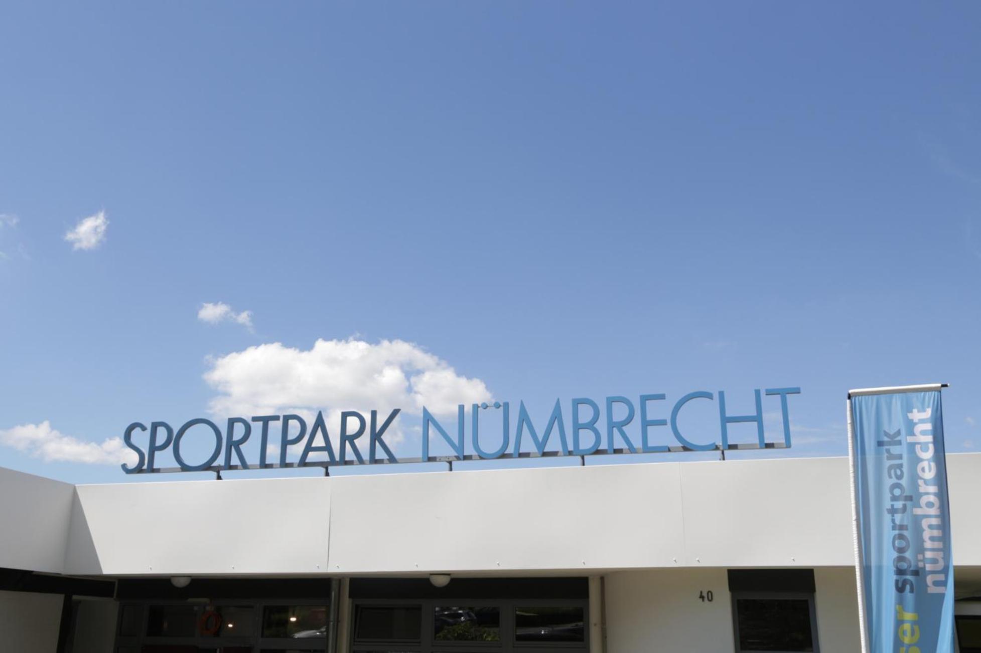 Gaestehaus Sportpark Nuembrecht Ngoại thất bức ảnh